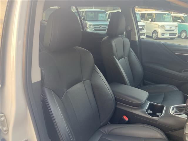 レガシィアウトバック リミテッドEX ☆Harmon Kardon ☆純正大型メモリーナビ・Bluetooth・USB☆フルセグTV☆バックカメラ(フロントカメラ/左サイドカメラ)☆アイサイトX ☆パワーバックドア ☆全席シートヒーター(18枚目)