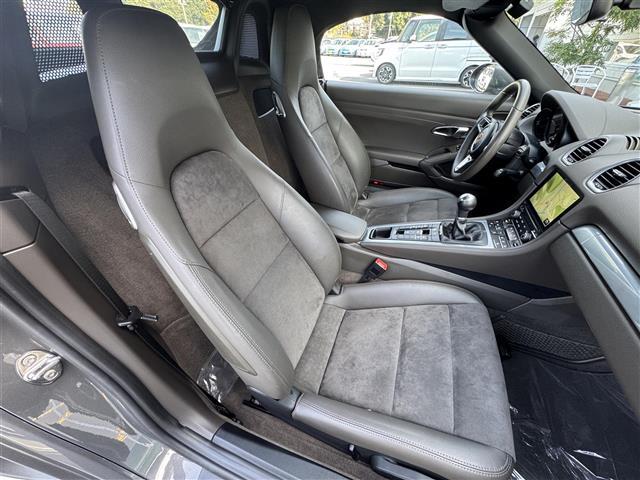 718ボクスター 718ボクスター 6速マニュアル 左ハンドル PASM 禁煙車 GTスポーツステアリング 19インチアルミ シートヒーター ハーフレザー アゲートグレーメタリック 禁煙車(19枚目)