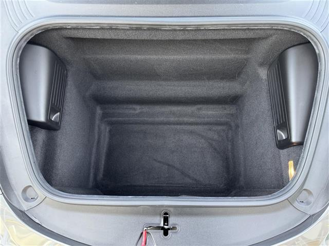 718ボクスター 718ボクスター 6速マニュアル 左ハンドル PASM 禁煙車 GTスポーツステアリング 19インチアルミ シートヒーター ハーフレザー アゲートグレーメタリック 禁煙車(23枚目)