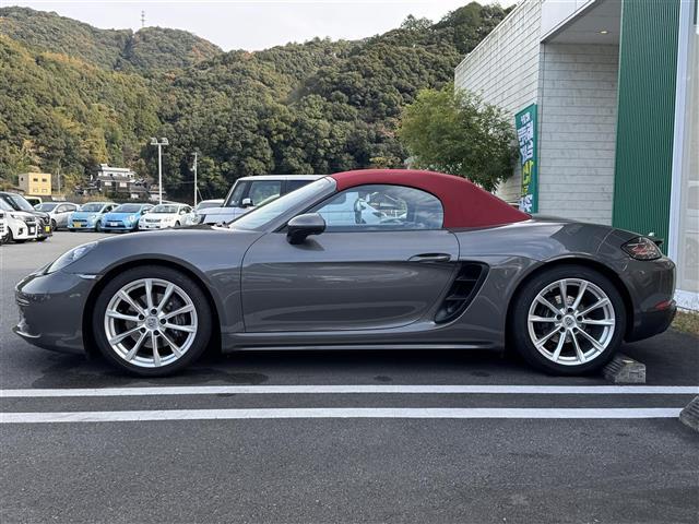 718ボクスター 718ボクスター 6速マニュアル 左ハンドル PASM 禁煙車 GTスポーツステアリング 19インチアルミ シートヒーター ハーフレザー アゲートグレーメタリック 禁煙車(29枚目)