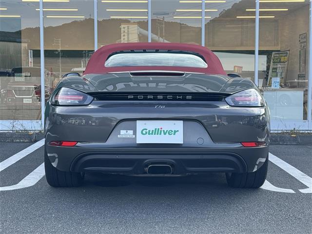 718ボクスター 718ボクスター 6速マニュアル 左ハンドル PASM 禁煙車 GTスポーツステアリング 19インチアルミ シートヒーター ハーフレザー アゲートグレーメタリック 禁煙車(30枚目)