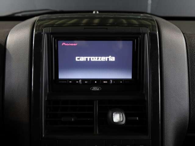 エクスプローラースポーツトラック ＸＬＴ　トノカバー／クルーズコントロール／ｃａｒｒｏｚｚｅｒｉａメモリーナビ／サンルーフ／ルーフレール／ＨＩＤヘットランプ／ＥＴＣ／地デジ／バックモニター／純正１７インチホイール／Ｂｌｕｅｔｏｏｔ／電動シート（24枚目）