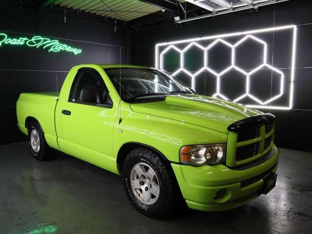 ダッジ・ラム ララミーＳＬＴ　２ドア　ショートベット　５．７ＥＨＥＭＩ／クルーズコントロール／ＬＥＤヘットライト／ＪＢＡマフラー／トノカバー／ＢＦグットリッチＫＯ２／ＥＴＣ／電動シ－ト（6枚目）