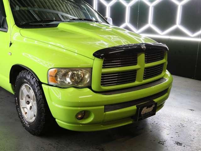 ダッジ・ラム ララミーＳＬＴ　２ドア　ショートベット　５．７ＥＨＥＭＩ／クルーズコントロール／ＬＥＤヘットライト／ＪＢＡマフラー／トノカバー／ＢＦグットリッチＫＯ２／ＥＴＣ／電動シ－ト（7枚目）