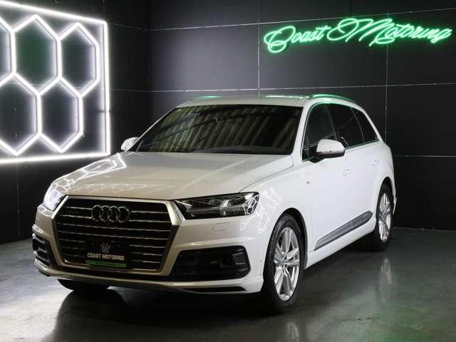 Ｑ７ Ｑ７　２．０ＴＦＳＩクワトロＳラインパッケージ　４ＷＤ　Ｓラインパッケージ／７シ－タ－／マトリクスＬＥＤヘッドライト／黒革アダプティブクルーズコントロール／全周囲カメラ／パワ－バックドア／シートヒーター／アンビエントライト／エアサスペンション／後席モニター（5枚目）