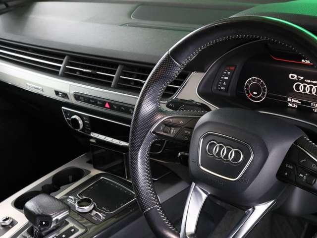 Ｑ７ Ｑ７　２．０ＴＦＳＩクワトロＳラインパッケージ　４ＷＤ　Ｓラインパッケージ／７シ－タ－／マトリクスＬＥＤヘッドライト／黒革アダプティブクルーズコントロール／全周囲カメラ／パワ－バックドア／シートヒーター／アンビエントライト／エアサスペンション／後席モニター（23枚目）
