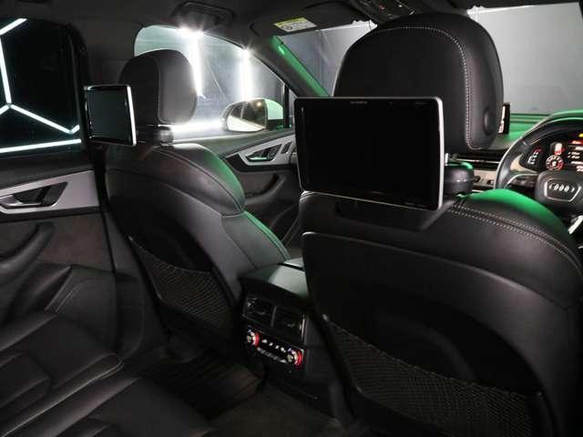 Ｑ７ Ｑ７　２．０ＴＦＳＩクワトロＳラインパッケージ　４ＷＤ　Ｓラインパッケージ／７シ－タ－／マトリクスＬＥＤヘッドライト／黒革アダプティブクルーズコントロール／全周囲カメラ／パワ－バックドア／シートヒーター／アンビエントライト／エアサスペンション／後席モニター（25枚目）