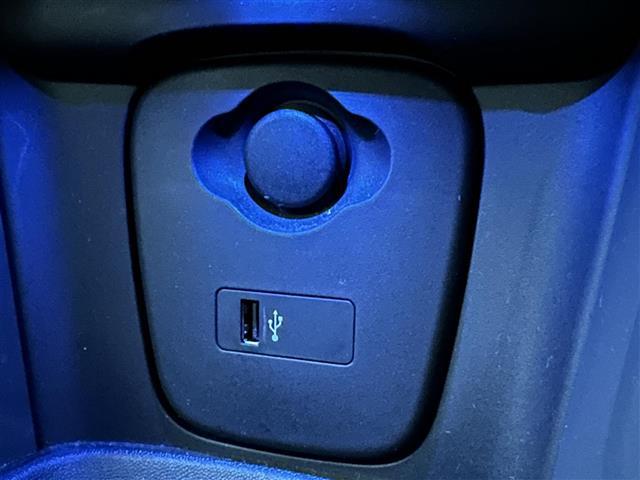 ＭＩＮＩ クーパーＤ　ペッパーＰＫＧ　インテリジェントセーフティ　白シートカバー　サイドスッカル　純ナビ　Ｂカメラ　純１５ＡＷ　ドラレコ　ＬＥＤフォグランプ　ＬＥＤヘッドライト　アームレスト　取扱説明書　保証書　スペアキー（33枚目）