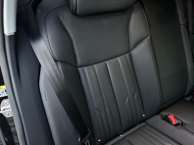 A8 60TFSIクワトロ サンルーフ Bang&Olufsen エアサス ACC LKA BSM HUD 黒革シート 全席パワーシート 全席シートヒーター 前席ベンチレーション 純正ナビTV 360°カメラ CarPlay(28枚目)