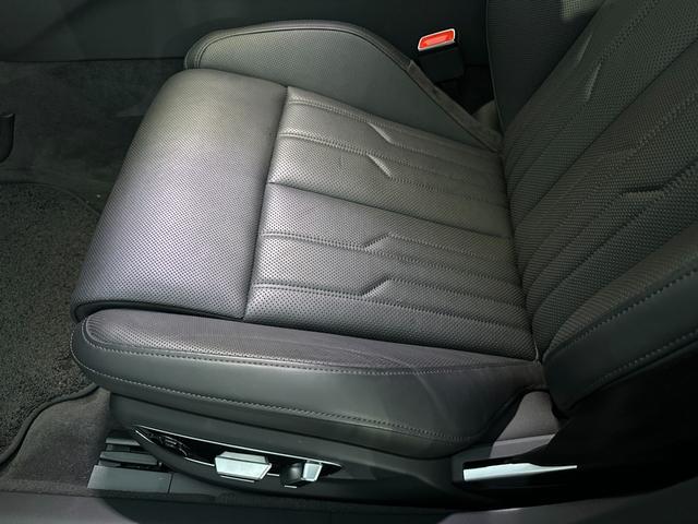 A8 60TFSIクワトロ サンルーフ Bang&Olufsen エアサス ACC LKA BSM HUD 黒革シート 全席パワーシート 全席シートヒーター 前席ベンチレーション 純正ナビTV 360°カメラ CarPlay(33枚目)