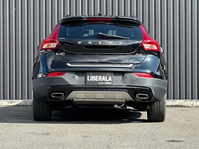 V40 クロスカントリー D4 アクティブエディション 150台限定車 ガラスルーフ Harman/Kardon ACC LKA BSM コンビ革シート パワーシート シートヒーター 純正ナビTV バックカメラ ETC 前後ドラレコ LED 純正19AW(55枚目)