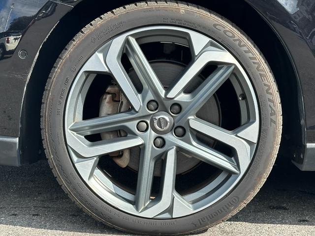 V40 クロスカントリー D4 アクティブエディション 150台限定車 ガラスルーフ Harman/Kardon ACC LKA BSM コンビ革シート パワーシート シートヒーター 純正ナビTV バックカメラ ETC 前後ドラレコ LED 純正19AW(57枚目)