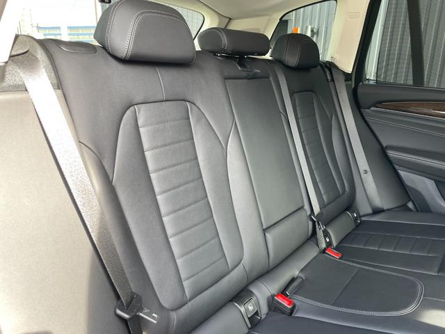 X3 xDrive 20d ワンオーナー パノラマサンルーフ Harman/Kardon ジェスチャーコントロール 黒革 パワーシート 全席シートヒーター ベンチレーション ランバーサポート 2列目リクライニング/ロールシェード(35枚目)