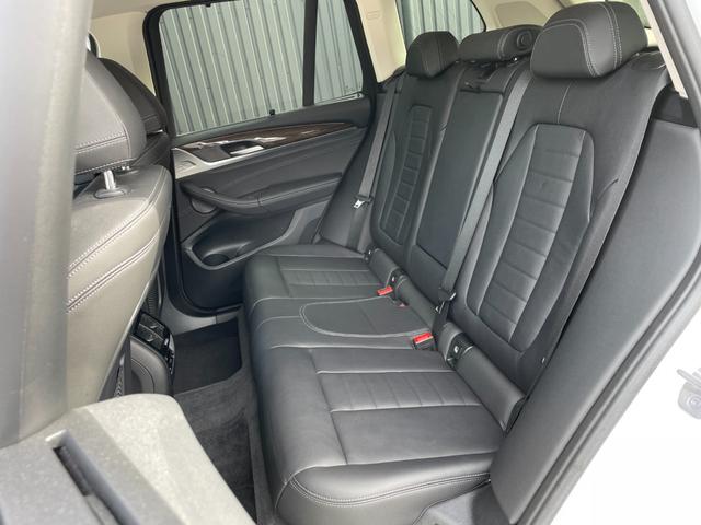 X3 xDrive 20d ワンオーナー パノラマサンルーフ Harman/Kardon ジェスチャーコントロール 黒革 パワーシート 全席シートヒーター ベンチレーション ランバーサポート 2列目リクライニング/ロールシェード(42枚目)