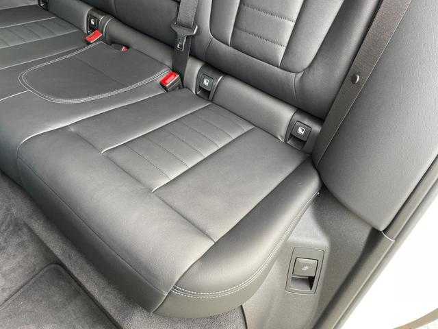 X3 xDrive 20d ワンオーナー パノラマサンルーフ Harman/Kardon ジェスチャーコントロール 黒革 パワーシート 全席シートヒーター ベンチレーション ランバーサポート 2列目リクライニング/ロールシェード(44枚目)