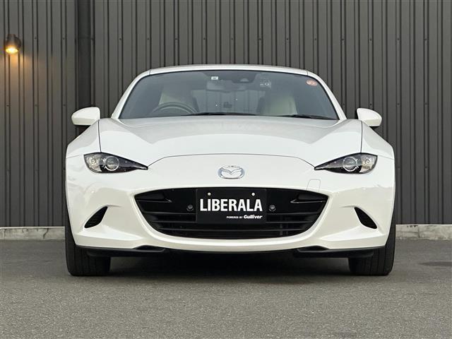 ロードスター Ｓレザーパッケージ　ＢＯＳＥ　純正ナビ　フルセグ　ＥＴＣ　ドラレコ前後　　ステアリングスイッチ　パドルシフト　クルコン　ホワイトレザーシート　シートヒーター（3枚目）