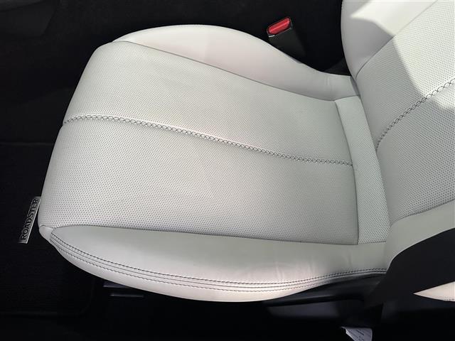 ロードスター Ｓレザーパッケージ　ＢＯＳＥ　純正ナビ　フルセグ　ＥＴＣ　ドラレコ前後　　ステアリングスイッチ　パドルシフト　クルコン　ホワイトレザーシート　シートヒーター（17枚目）