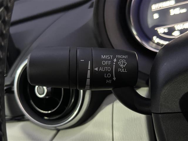 ロードスター Ｓレザーパッケージ　ＢＯＳＥ　純正ナビ　フルセグ　ＥＴＣ　ドラレコ前後　　ステアリングスイッチ　パドルシフト　クルコン　ホワイトレザーシート　シートヒーター（22枚目）