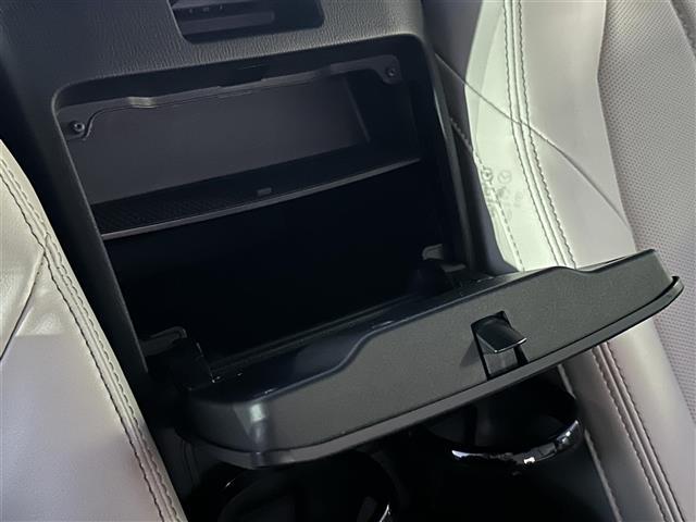 ロードスター Ｓレザーパッケージ　ＢＯＳＥ　純正ナビ　フルセグ　ＥＴＣ　ドラレコ前後　　ステアリングスイッチ　パドルシフト　クルコン　ホワイトレザーシート　シートヒーター（35枚目）