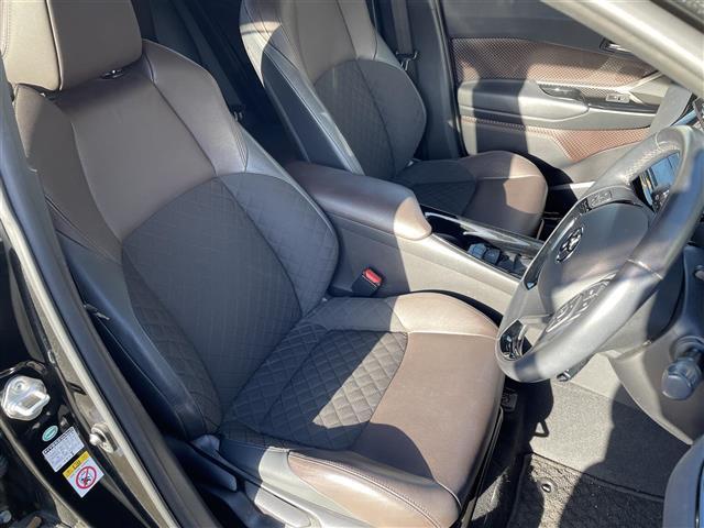 Ｃ－ＨＲ Ｇ　純正ナビ　フルセグＴＶ　ＥＴＣ　ＡＣＣ　ステアリングスイッチ　オートホールド　ハーフレザーシート　シートヒーター（12枚目）