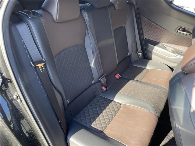 Ｃ－ＨＲ Ｇ　純正ナビ　フルセグＴＶ　ＥＴＣ　ＡＣＣ　ステアリングスイッチ　オートホールド　ハーフレザーシート　シートヒーター（15枚目）