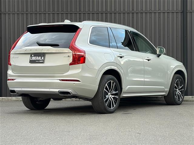 XC90 B5 AWD モーメンタム 純正ナビ フルセグTV ETC ACC ステアリングスイッチ 白レザーシート シートヒーター パワーシート パワーバックドア ワイアレスチャージャー ステアリングヒーター 純正19AW(9枚目)