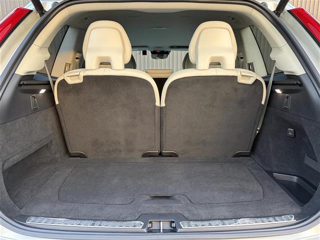 XC90 B5 AWD モーメンタム 純正ナビ フルセグTV ETC ACC ステアリングスイッチ 白レザーシート シートヒーター パワーシート パワーバックドア ワイアレスチャージャー ステアリングヒーター 純正19AW(29枚目)