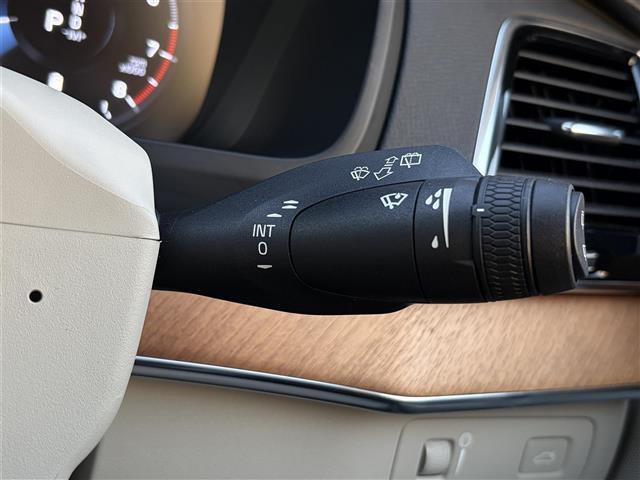 XC90 B5 AWD モーメンタム 純正ナビ フルセグTV ETC ACC ステアリングスイッチ 白レザーシート シートヒーター パワーシート パワーバックドア ワイアレスチャージャー ステアリングヒーター 純正19AW(34枚目)