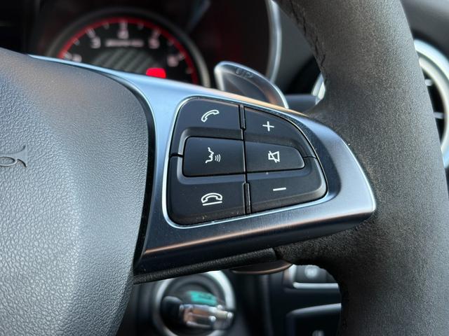 GLC GLC63 S 4マチック+クーペ 純正ナビ フルセグTV ステアリングスイッチ パドルシフト パワーシート シートヒーター レザーシート パワーバックドア 360°カメラ ETC 純正21AW(9枚目)