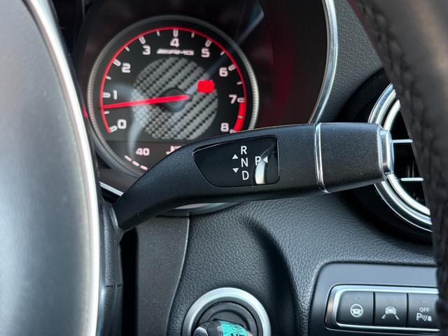 GLC GLC63 S 4マチック+クーペ 純正ナビ フルセグTV ステアリングスイッチ パドルシフト パワーシート シートヒーター レザーシート パワーバックドア 360°カメラ ETC 純正21AW(10枚目)