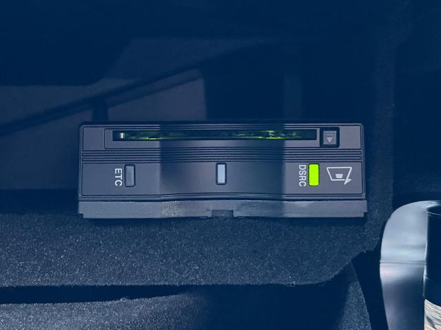 GLC GLC63 S 4マチック+クーペ 純正ナビ フルセグTV ステアリングスイッチ パドルシフト パワーシート シートヒーター レザーシート パワーバックドア 360°カメラ ETC 純正21AW(23枚目)