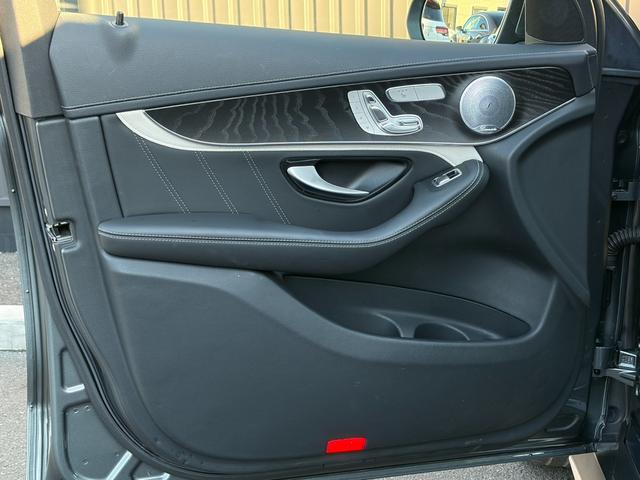 GLC GLC63 S 4マチック+クーペ 純正ナビ フルセグTV ステアリングスイッチ パドルシフト パワーシート シートヒーター レザーシート パワーバックドア 360°カメラ ETC 純正21AW(50枚目)