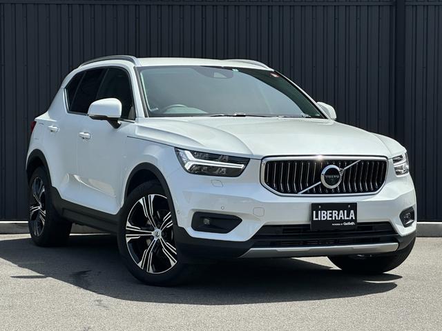 ＸＣ４０ Ｔ４　ＡＷＤ　インスクリプション　ＡＣＣ　Ｈ／Ｋ　ＣａｒＰｌａｙ　３６０°　ワイヤレス充電　バーチャルＣＰ　黒革　Ｐシート　全席シートＨ　純正ナビ　フルセグＴＶ　Ｐアシスト　　ＬＫＡ　ブラインドＳＭ　アダプティブＬＥＤ　Ｐバックドア（47枚目）