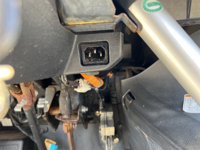 トヨタ コムス EV 100V充電(9枚目)