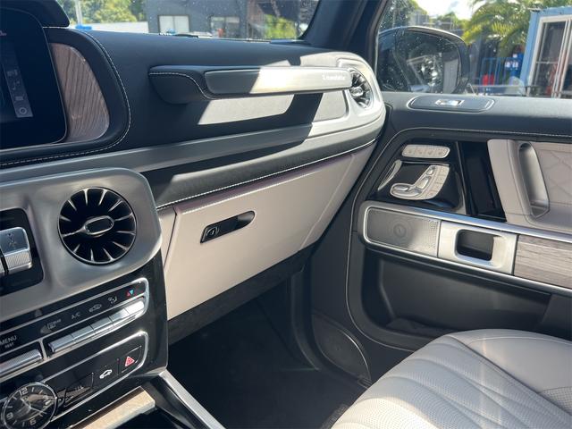 Ｇクラス Ｇ４００ｄ　マヌファクトゥーアエディション　限定車（31枚目）