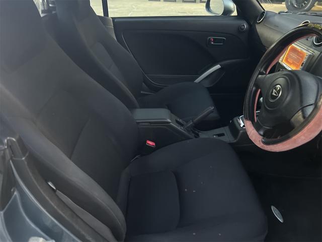 コペン アクティブトップ　ＥＴＣ　ＴＶ　シートヒーター　ＡＴ　ＡＢＳ　ＣＤ　ＭＤ　アルミホイール　衝突安全ボディ　エアコン　パワーステアリング　パワーウィンドウ（11枚目）