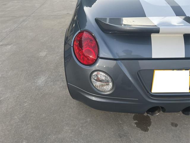 コペン アクティブトップ　ＥＴＣ　ＴＶ　シートヒーター　ＡＴ　ＡＢＳ　ＣＤ　ＭＤ　アルミホイール　衝突安全ボディ　エアコン　パワーステアリング　パワーウィンドウ（18枚目）