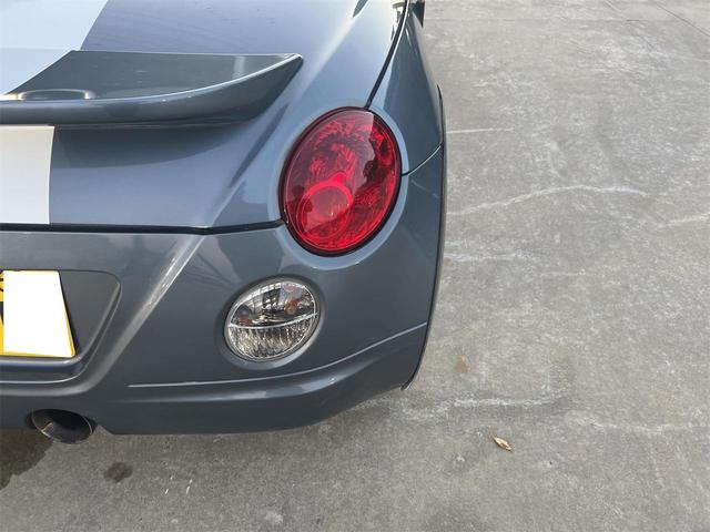 コペン アクティブトップ　ＥＴＣ　ＴＶ　シートヒーター　ＡＴ　ＡＢＳ　ＣＤ　ＭＤ　アルミホイール　衝突安全ボディ　エアコン　パワーステアリング　パワーウィンドウ（19枚目）