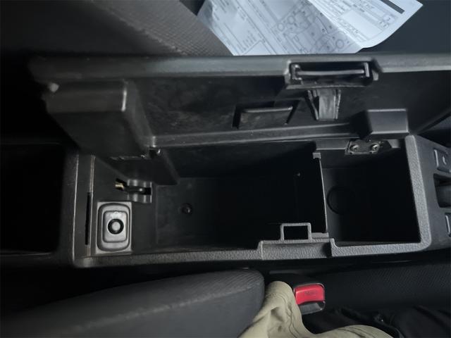 コペン アクティブトップ　ＥＴＣ　ＴＶ　シートヒーター　ＡＴ　ＡＢＳ　ＣＤ　ＭＤ　アルミホイール　衝突安全ボディ　エアコン　パワーステアリング　パワーウィンドウ（37枚目）