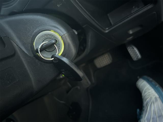 コペン アクティブトップ　ＥＴＣ　ＴＶ　シートヒーター　ＡＴ　ＡＢＳ　ＣＤ　ＭＤ　アルミホイール　衝突安全ボディ　エアコン　パワーステアリング　パワーウィンドウ（43枚目）