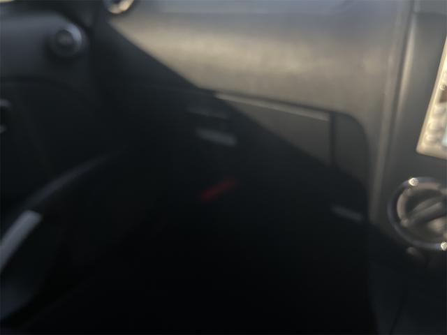 コペン アクティブトップ　ＥＴＣ　ＴＶ　シートヒーター　ＡＴ　ＡＢＳ　ＣＤ　ＭＤ　アルミホイール　衝突安全ボディ　エアコン　パワーステアリング　パワーウィンドウ（47枚目）