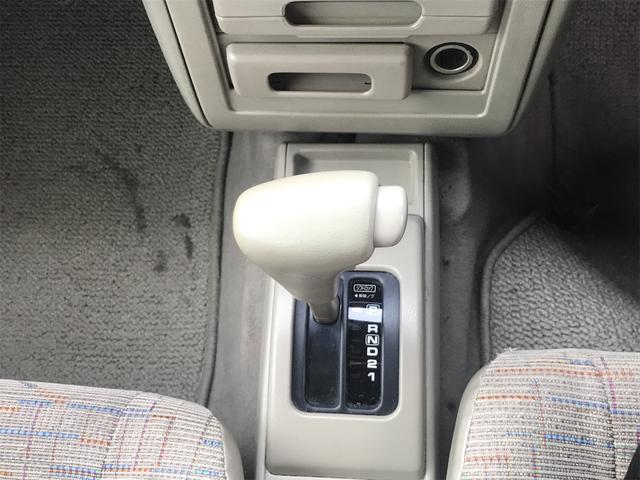 ラシーン タイプＩＩ　４ＷＤ　ＡＴ　ＣＤ　ミュージックプレイヤー接続可　ＡＢＳ　エアコン　パワーステアリング　パワーウィンドウ（6枚目）