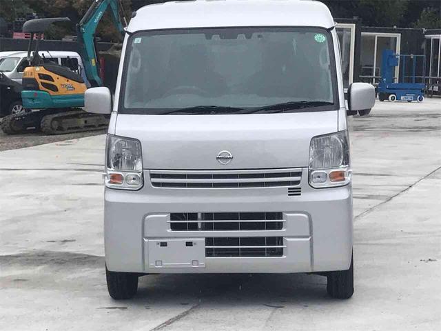 ＮＶ１００クリッパーバン ＤＸ　ＧＬセーフティパッケージ　４ＷＤ　ＡＴ　衝突被害軽減システム　クリアランスソナー　レーンアシスト　ナビ　ＴＶ　バックカメラ　両側スライドドア　キーレスエントリー　電動格納ミラー　オートライト　ＥＳＣ　エアコン　パワーウィンドウ（2枚目）