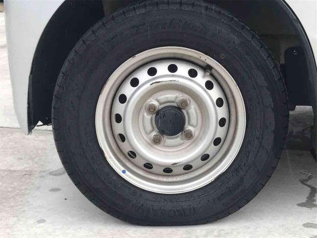 ＮＶ１００クリッパーバン ＤＸ　ＧＬセーフティパッケージ　４ＷＤ　ＡＴ　衝突被害軽減システム　クリアランスソナー　レーンアシスト　ナビ　ＴＶ　バックカメラ　両側スライドドア　キーレスエントリー　電動格納ミラー　オートライト　ＥＳＣ　エアコン　パワーウィンドウ（19枚目）