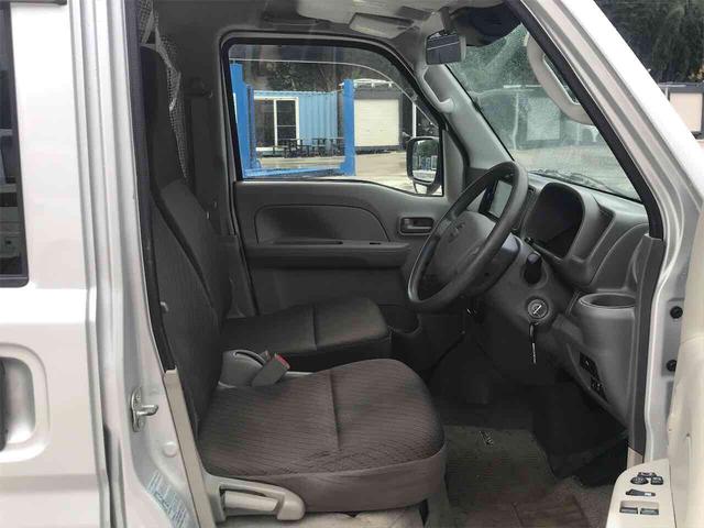 ＮＶ１００クリッパーバン ＤＸ　ＧＬセーフティパッケージ　４ＷＤ　ＡＴ　衝突被害軽減システム　クリアランスソナー　レーンアシスト　ナビ　ＴＶ　バックカメラ　両側スライドドア　キーレスエントリー　電動格納ミラー　オートライト　ＥＳＣ　エアコン　パワーウィンドウ（28枚目）