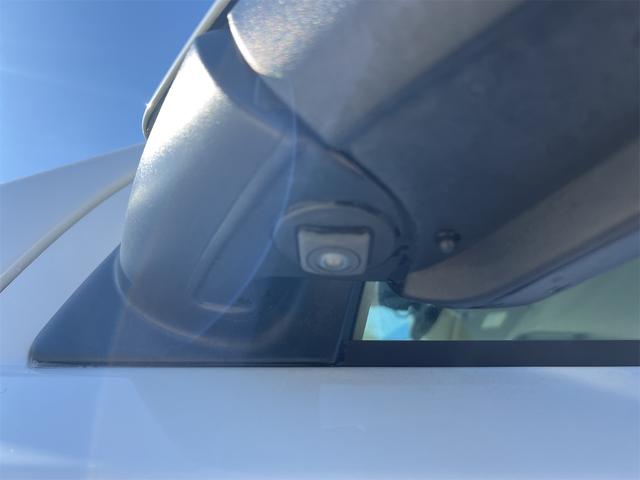 フリーランダー２ ３．２　ｉ６　４ＷＤ　ＥＴＣ　　サイドカメラ　クリアランスソナー　オートクルーズコントロール　パワーシート　オートライト　ＨＩＤ　アルミホイール　スマートキー　電動格納ミラー　シートヒーター　ＡＴ（35枚目）