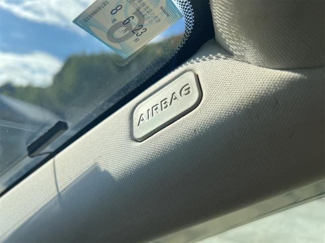 フリーランダー２ ３．２　ｉ６　４ＷＤ　ＥＴＣ　　サイドカメラ　クリアランスソナー　オートクルーズコントロール　パワーシート　オートライト　ＨＩＤ　アルミホイール　スマートキー　電動格納ミラー　シートヒーター　ＡＴ（48枚目）