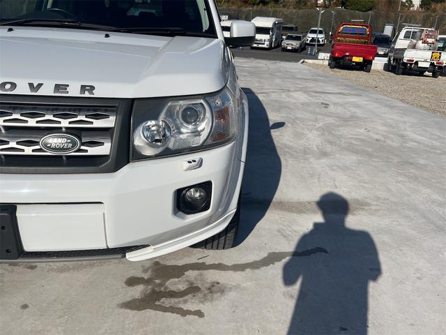 フリーランダー２ ３．２　ｉ６　４ＷＤ　ＥＴＣ　　サイドカメラ　クリアランスソナー　オートクルーズコントロール　パワーシート　オートライト　ＨＩＤ　アルミホイール　スマートキー　電動格納ミラー　シートヒーター　ＡＴ（54枚目）