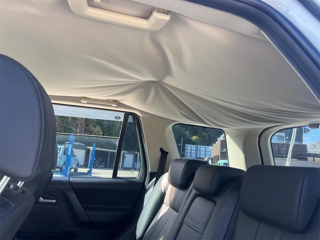 フリーランダー２ ３．２　ｉ６　４ＷＤ　ＥＴＣ　　サイドカメラ　クリアランスソナー　オートクルーズコントロール　パワーシート　オートライト　ＨＩＤ　アルミホイール　スマートキー　電動格納ミラー　シートヒーター　ＡＴ（57枚目）