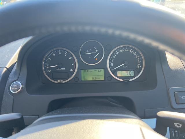 フリーランダー２ ３．２　ｉ６　４ＷＤ　ＥＴＣ　　サイドカメラ　クリアランスソナー　オートクルーズコントロール　パワーシート　オートライト　ＨＩＤ　アルミホイール　スマートキー　電動格納ミラー　シートヒーター　ＡＴ（61枚目）